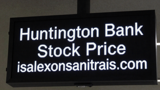 Huntington Bank Stock Price